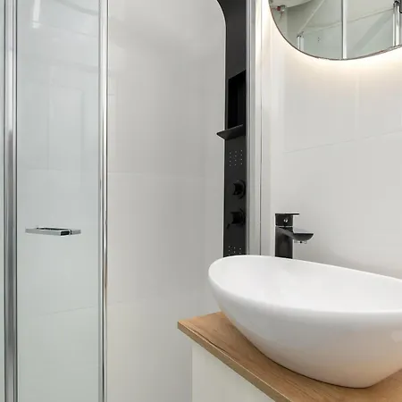 Апартаменты Przytulne Blisko Bloni Krakowskich By Renters *